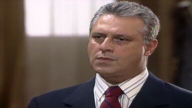 Capítulo de 15/04/1994 - Otávio diz a Diná que vai pedir a pena máxima para Alexandre. Alberto vai visitar Alexandre na cadeia e o rapaz diz que ainda se vingará de quem está contra ele.