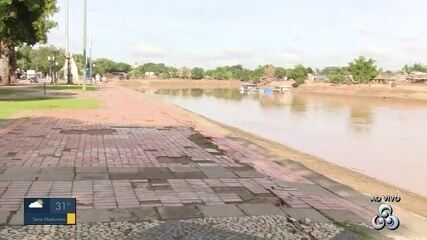 Após vazante do Rio Acre, Calçadão da Gameleira apresenta erosão