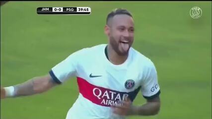 Veja o primeiro gol de Neymar após se recuperar de lesão no PSG