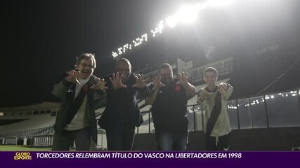 Em São Januário, torcedores relembram título do Vasco na Libertadores de 1998