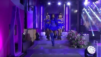 Brothers assistem desfile e entrada de Ludmilla em festa do BBB 24