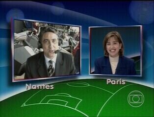 Mylena Ciribelli apresenta o boletim da Copa no 'Jornal Hoje'. 16/06/1998.