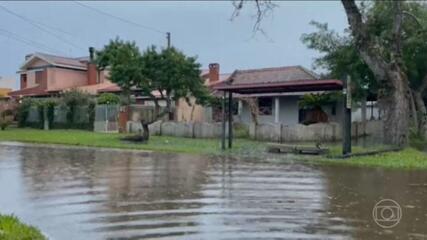 Canal São Gonçalo bate novo recorde em Pelotas, RS, e áreas da cidade voltam a alagar