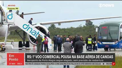 Primeiro voo comercial pousa na base aérea de Canoas