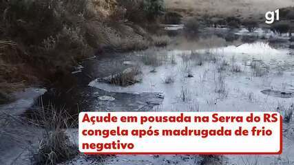 Açude em pousada na Serra do RS congela após madrugada de frio negativo