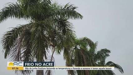 Quarta onda de frio chega ao Acre neste domingo (1º) e acreanos aproveitam friagem