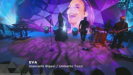 Ivete canta 'Eva' no palco do Fantástico