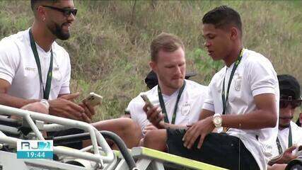 Jogadores do Volta Redonda comemoram título da Série C do Brasileiro