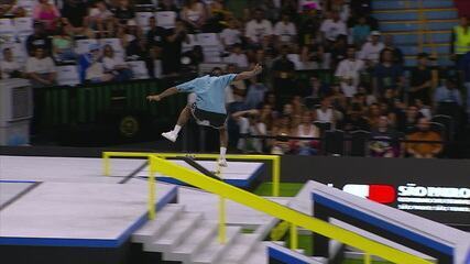 Nyjah Huston consegue 9.3 em manobra na decisão do SLS