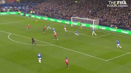 Garnacho, do Manchester United, leva o prêmio Puskas por gol contra o Everton