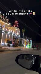 Decoração de Natal da casa de Paulinha Leite impressiona