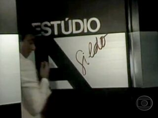 Abertura do programa 'Estúdio A…Gildo!' (1982).