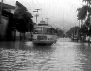 Webdoc sobre a cobertura das enchentes no Rio de Janeiro em 1966, com entrevistas exclusivas do Memória Globo.