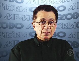 “Uma coisa que aprendi escrevendo novela é que não existe tema proibido. Não há tema que o público rejeite, desde que você saiba como tratá-lo”, autor Aguinaldo Silva em entrevista ao Memória Globo, 01/08/2000.