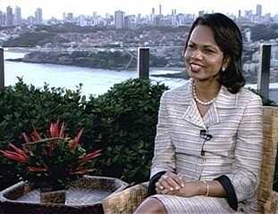 Durante visita a Salvador, a secretária de estado americana Condoleezza Rice concede entrevista exclusiva ao repórter William Waack para falar sobre a importância do Brasil no cenário mundial, biocombustíveis e a relação dos Estados Unidos com a Venezuela, Jornal da Globo, 13/03/2008.