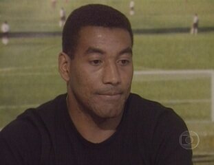 Reportagem de Mauro Tagliaferri sobre a coletiva de Mauro Silva justificando sua ausência da seleção brasileira na Copa América 2011 na Colômbia, Globo Esporte, 10/07/2001.