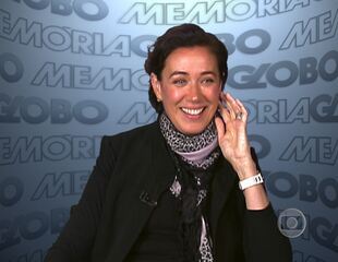 Depoimento - Lilia Cabral:Entrevista exclusiva da atriz Lilia Cabral ao Memória Globo sobre a sua estreia na Globo, na novela "Corpo a Corpo" (1984).