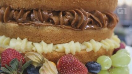 Culinária #013: Aprenda a fazer um naked cake com creme de confeiteiro e doce de leite