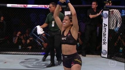 Polyana Viana finaliza a americana Maia Stevenson no UFC Belém