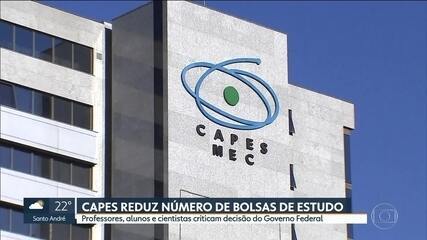 Capes reduz o número de bolsas de estudo