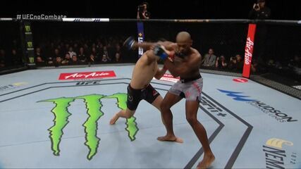 Melhores Momentos de Da Un Jung x Mike Rodriguez no UFC Busan em 21/12/2019