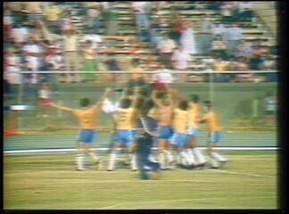 Retrospectiva dos Jogos Pan-Americanos de Porto Rico: Futebol – Brasil 3 x 0 Cuba. Boletim do Pan-Americano, 15/07/1979.