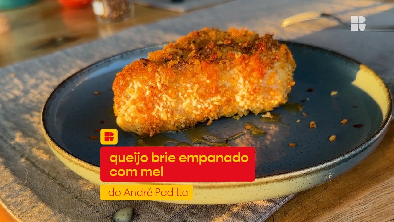 Queijo brie empanado com mel