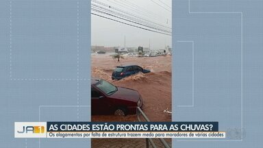 Cidades de Goiás enfrentam dificuldades para lidar com alagamento de chuvas - Problema está sendo crônico para diversas regiões do estado.