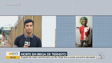 Suspeito de matar caminhoneiro numa briga de trânsito passa por audiência de custódia - O caso aconteceu em Rio Verde.