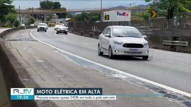 Procura por motos elétricas cresceu quase 240% em todo o país em 2024 - Modernidade desponta como uma alternativa aos veículos em meio ao trânsito.