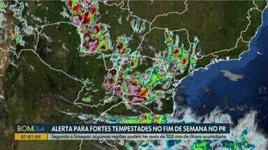 Alerta de chuvas intensas e volumosas para o Paraná neste fim de semana - Segundo o Simepar, algumas regiões podem ter mais de 200 mm de chuva acumulada.