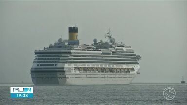 Temporada de cruzeiros movimenta Angra dos Reis - Pela primeira vez, a cidade recebe dois transatlânticos ao mesmo tempo, no Centro.