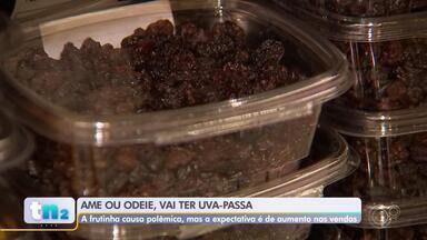 Procura por uva-passa nos supermercados aumenta em Jundiaí - Em Jundiaí (SP), uma fábrica importou mais de 1,5 toneladas de uvas-passas, um aumento que é visto nos corredores dos supermercados.