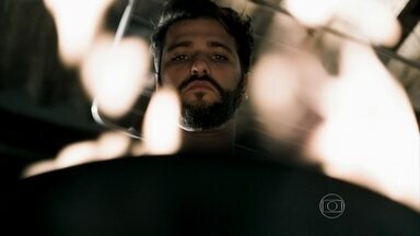 Episódio 6 - Vera percebe que assassino tem informações privilegiadas