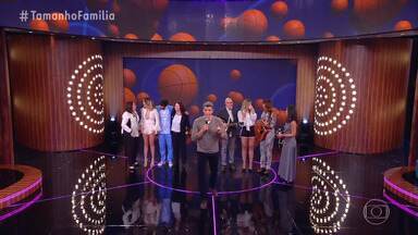 Programa de 26/04/2020 - Márcio Garcia relembra programa com as convidadas Deborah Secco e Mariana Santos.