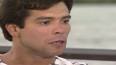 Capítulo de 21/04/1994 - Alexandre diz a Diná que vai se vingar de Raul e Téo, e que pretende fugir. Otávio pede que Tato seja forte e que cuide de tudo quando ele morrer. Lisa termina com Alexandre.