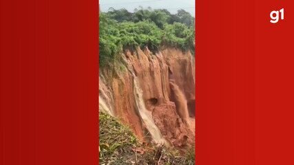 Chuva causa enxurrada em voçoroca em Buriticupu, no Maranhão