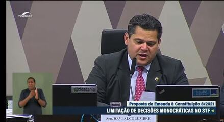 Em 40 segundos, CCJ do Senado aprova PEC que limita prazos e decisões individuais no STF