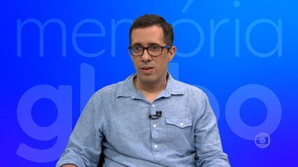 Em entrevista exclusiva ao Memória Globo, em 21/05/2018, o jornalista Bruno Bernardes, atual diretor do 'Fantástico', fala sobre a rotina de produção do programa.