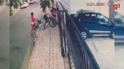 Homem com criança na cadeirinha de bicicleta é executado em SP