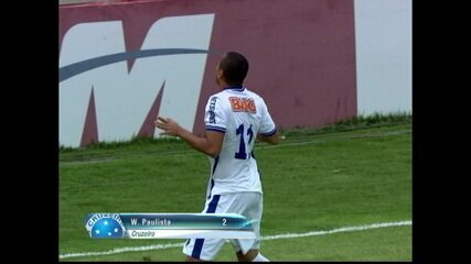 Em 2011, Cruzeiro vence o Atlético-MG pelo Campeonato Brasileiro