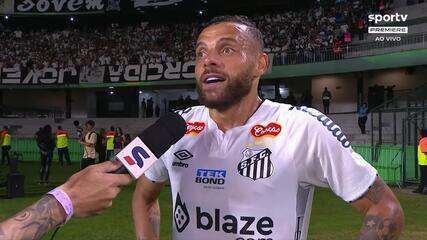 Guilherme se emociona ao falar do acesso com o Santos e honra por vestir camisa de Pelé