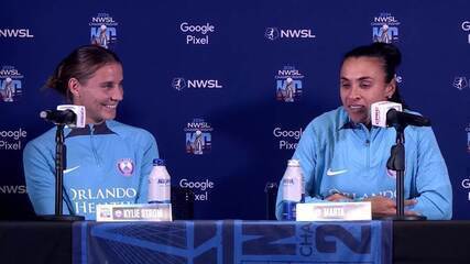 Marta brinca sobre concorrer ao Prêmio Marta de melhor gol do ano: "Seria interessante"