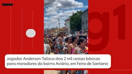 Jogador Anderson Talisca doa 2 mil cestas básicas para moradores na Bahia