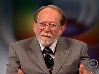 Trecho da entrevista de Ronald de Carvalho ao Memória Globo, em 26/03/2001, sobre a edição do debate Collor x Lula.