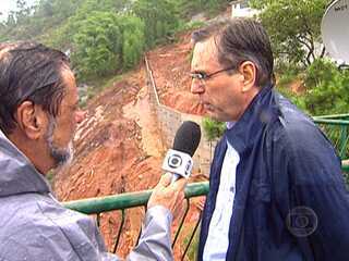 Reportagem de André Luiz Azevedo sobre o estado dos municípios mais afetados pelas chuvas na Região Serrana do Rio de Janeiro, um ano após a tragédia, Jornal Nacional, 12/01/2012.