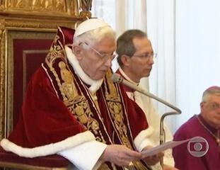 Reportagem de Ilze Scamparini sobre a renúncia do Papa Bento XVI e os momentos mais marcantes do pontificado de Joseph Ratzinger. Jornal Nacional, 11/02/2013.