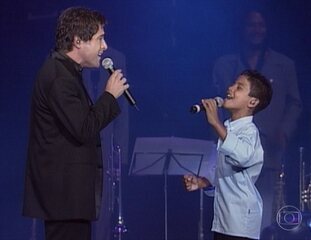 Trecho inicial do programa, em que Daniel canta com Cristian Fernandes “Sonho Encantado”.