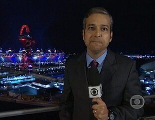 Reportagem de Renato Ribeiro sobre a cerimônia de abertura dos Jogos Olímpicos de Londres 2012, Jornal da Globo, 27/07/2012.