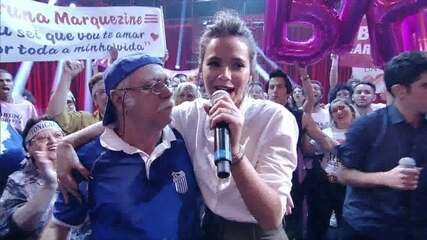 Bruna Marquezine e Tonico Pereira se enfrentam em duelo de funk no 'Adnight'. (22/09/2016)